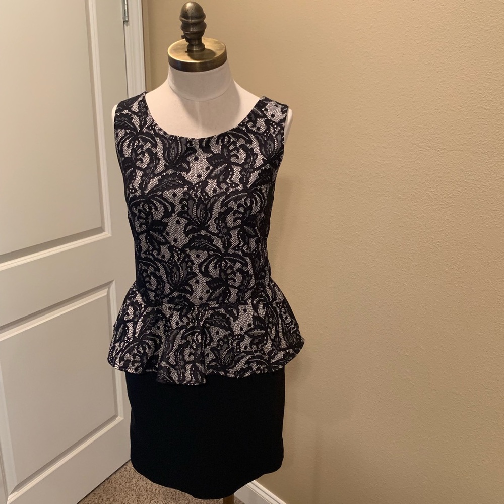 ✨NEW✨ Lace Peplum Dress